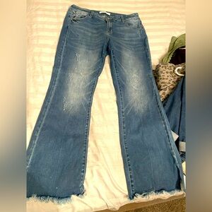 KanCan size 16 jeans. Super cute & comfortable